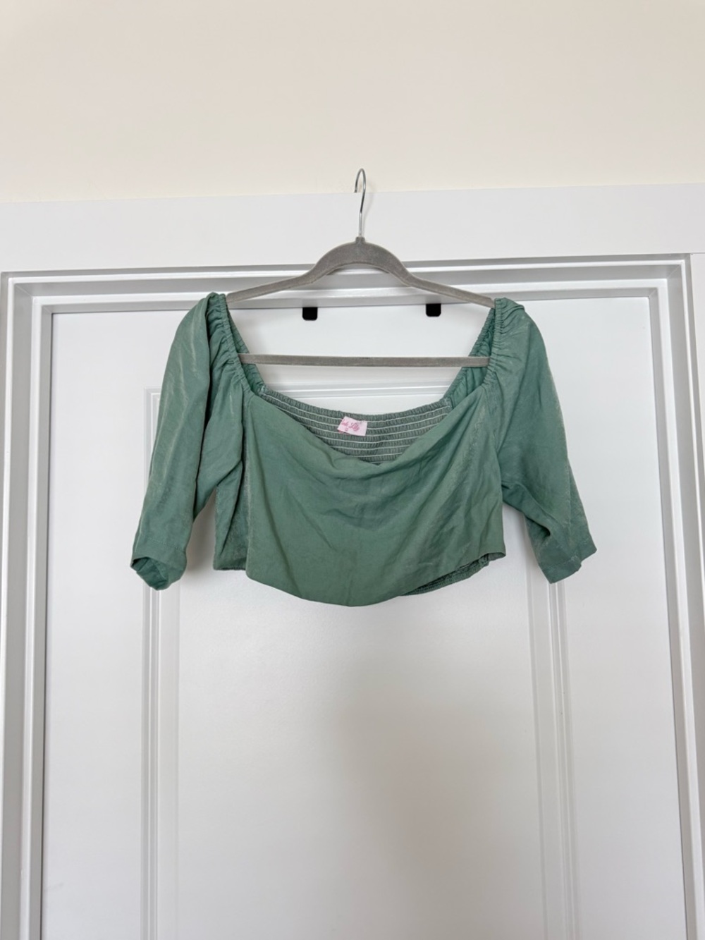 Pink Lily Boutique Women's Sage Green Cropped Blouse